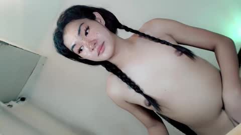 Snapshot of gabrielawantsyou chatting on January 5, 4:36 am GABBY online show from January 5, 4:36 am