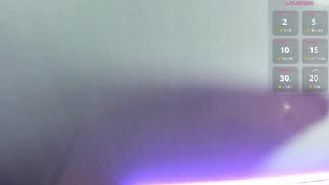 Snapshot of gabriella27_ chatting on May 31, 12:12 pm gabriella online show from May 31, 12:12 pm
