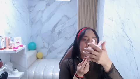 Gabriella online show from April 1, 1:34 pm