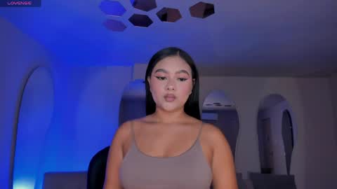 Snapshot of gabriellalee_ chatting on June 5, 3:24 am Gabriella Lee online show from June 5, 3:24 am