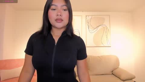 Snapshot of gabriellalee_ chatting on July 18, 11:14 am Gabriella Lee online show from July 18, 11:14 am