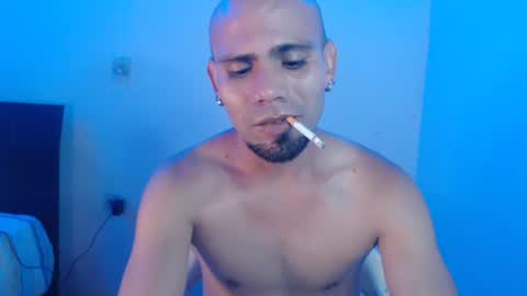 Snapshot of gabrielle_ramirez chatting on January 9, 12:35 am Gabriel online show from January 9, 12:35 am