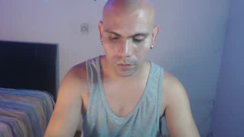 Snapshot of gabrielle_ramirez chatting on September 10, 9:59 pm Gabriel online show from September 10, 9:59 pm