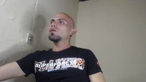 Snapshot of gabrielle_ramirez chatting on April 26, 2:31 am Gabriel online show from April 26, 2:31 am