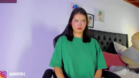 Snapshot of gabriiieela_ chatting on March 3, 1:31 am Sara online show from March 3, 1:31 am