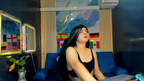Snapshot of gaby_gil_ chatting on June 19, 2:43 pm GABY GIL online show from June 19, 2:43 pm