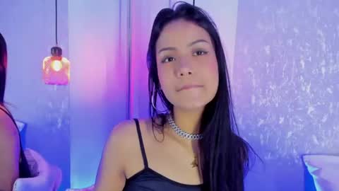 Snapshot of gaby_moonn chatting on June 19, 4:39 am Gaby online show from June 19, 4:39 am