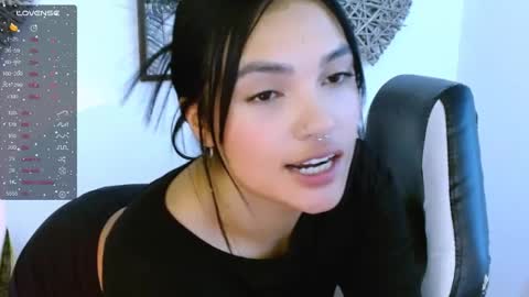 Snapshot of gaby_saikozz chatting on May 2, 1:32 am My name is Gabriela.. nice to meet you thumbs up please its very important to me online show from May 2, 1:32 am