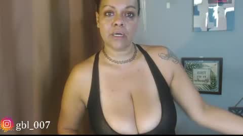 Snapshot of gaby_sant chatting on June 22, 11:13 pm Gabriela Here you will see a lot of sensuality I want you to feel and see that it is real online show from June 22, 11:13 pm