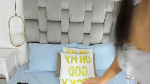 Snapshot of gaby_smit__ chatting on May 30, 11:40 am GABRIELA online show from May 30, 11:40 am