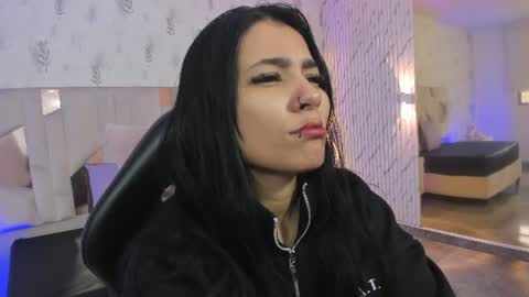 Snapshot of gaby_tay1 chatting on June 14, 12:18 pm Gaby online show from June 14, 12:18 pm