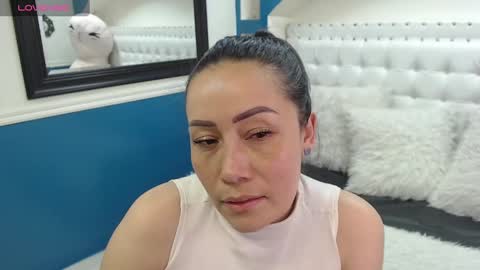 gabriela online show from February 21, 6:04 pm