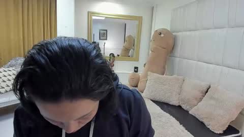 gabriela online show from December 17, 11:38 am