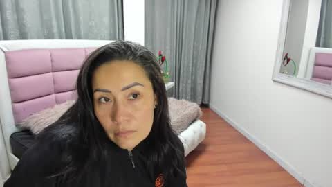 gabriela online show from July 8, 10:09 am