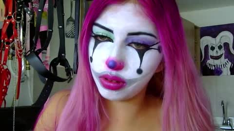 gabygumms online show from October 17, 1:03 pm