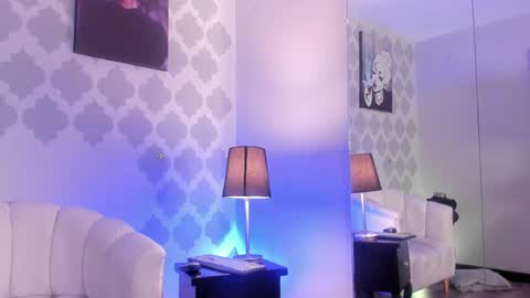 Snapshot of gabypetit chatting on May 8, 11:59 am Gaby online show from May 8, 11:59 am