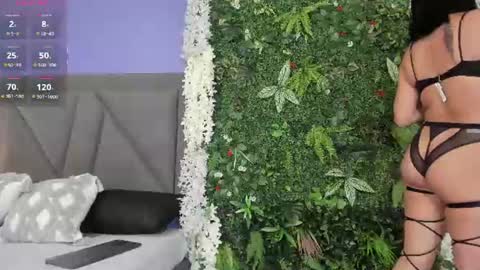 Snapshot of gabyy_cruz_ chatting on June 29, 11:32 am Gaby Cruz online show from June 29, 11:32 am