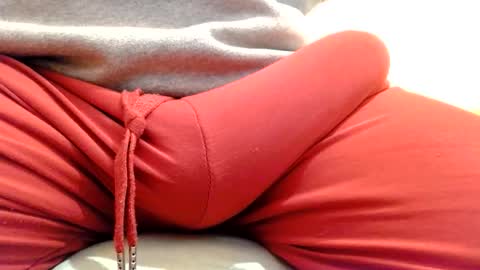 Snapshot of gae89tano chatting on April 29, 7:09 pm gae89tano online show from April 29, 7:09 pm