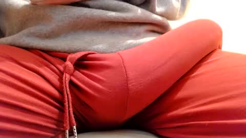 Snapshot of gae89tano chatting on May 10, 8:58 pm gae89tano online show from May 10, 8:58 pm