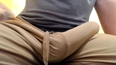 Snapshot of gae89tano chatting on May 24, 7:57 am gae89tano online show from May 24, 7:57 am