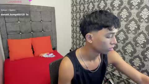 Snapshot of gael_d4v7 chatting on June 18, 7:51 pm Gael online show from June 18, 7:51 pm