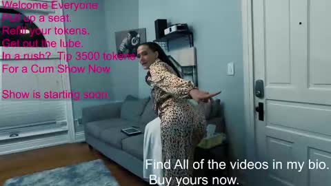 Snapshot of gagngush chatting on February 21, 1:44 pm Rhi Connor   online show from February 21, 1:44 pm