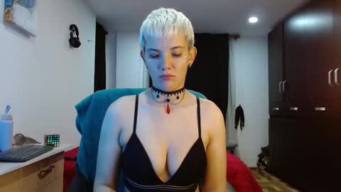 Gaia Plath online show from March 12, 1:01 am