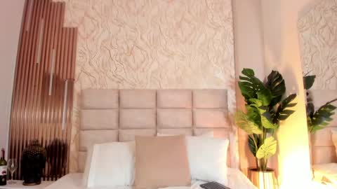 Snapshot of gaia_stonne chatting on June 3, 2:33 pm gaia_stonne online show from June 3, 2:33 pm