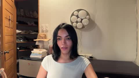 Snapshot of galileii chatting on April 26, 12:03 pm galileii online show from April 26, 12:03 pm