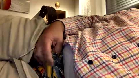 Snapshot of gallimanxxleu chatting on May 13, 9:11 pm Stutzen online show from May 13, 9:11 pm