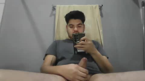 galoricardo10 online show from February 16, 5:25 am