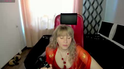 Snapshot of ganet469 chatting on June 21, 6:49 am Janette online show from June 21, 6:49 am
