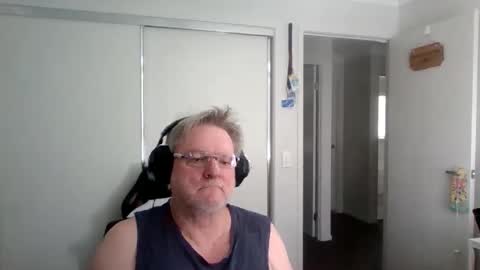 loseraussie online show from June 8, 2:45 am