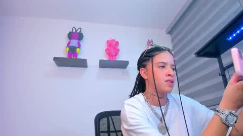 Snapshot of gangster_girl chatting on October 1, 1:33 am GANG online show from October 1, 1:33 am