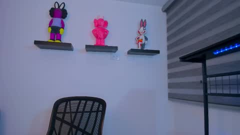 Snapshot of gangster_girl chatting on October 23, 12:10 am GANG online show from October 23, 12:10 am