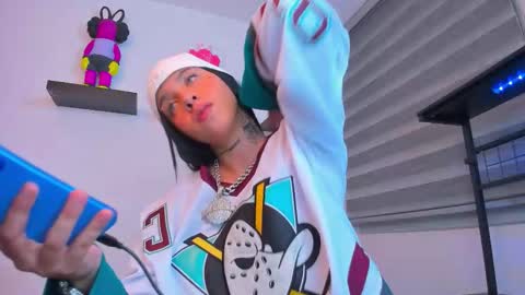 Snapshot of gangster_girl chatting on October 29, 4:15 am GANG online show from October 29, 4:15 am