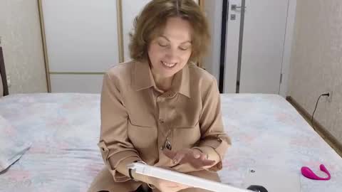 Snapshot of gardner_ava chatting on March 11, 8:20 am Ava online show from March 11, 8:20 am