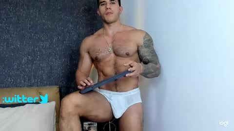 Snapshot of garret_alvin_ chatting on January 28, 3:36 am Garret online show from January 28, 3:36 am