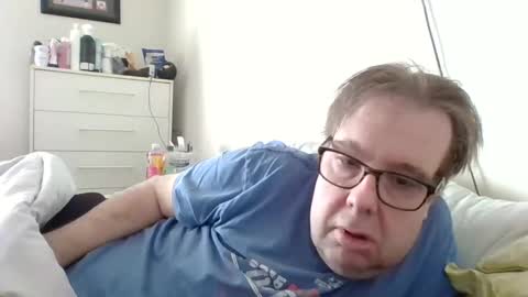 Snapshot of garyg930 chatting on January 8, 5:37 pm Gary online show from January 8, 5:37 pm