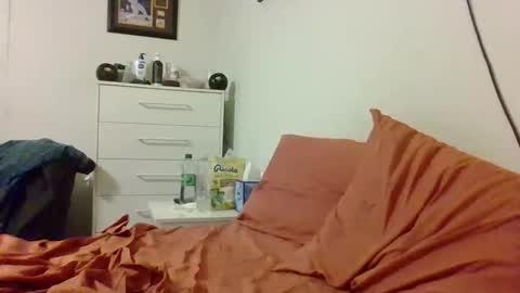 Snapshot of garyg930 chatting on June 11, 2:53 am Gary online show from June 11, 2:53 am