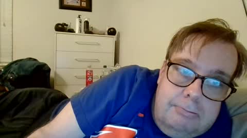 Snapshot of garyg930 chatting on July 28, 5:25 am Gary online show from July 28, 5:25 am