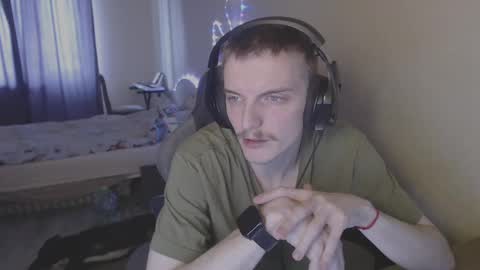 Snapshot of gasturfahe chatting on February 25, 12:45 pm gasturfahe online show from February 25, 12:45 pm