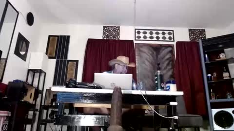 Snapshot of gatewaylaptop2019 chatting on October 5, 3:49 am gatewaylaptop2019 online show from October 5, 3:49 am