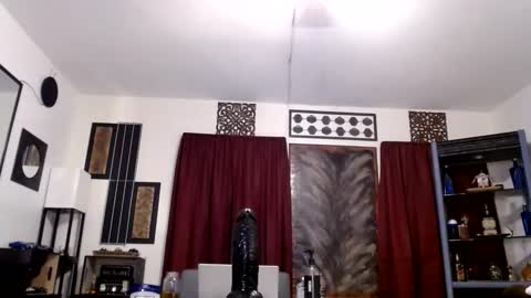 Snapshot of gatewaylaptop2019 chatting on October 16, 11:39 pm gatewaylaptop2019 online show from October 16, 11:39 pm