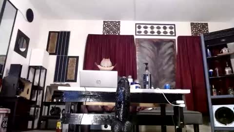 gatewaylaptop2019 online show from November 23, 6:02 am