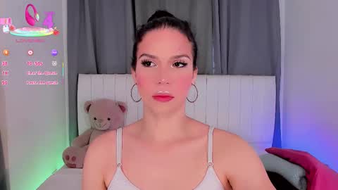 Snapshot of gatitavenecis1 chatting on January 18, 10:13 pm Vnecis Marn online show from January 18, 10:13 pm