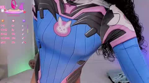 Snapshot of gatitavenecis1 chatting on February 4, 2:06 am Vnecis Marn online show from February 4, 2:06 am