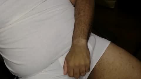 Snapshot of gato27cam chatting on April 19, 12:43 am Marco online show from April 19, 12:43 am