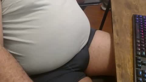 Snapshot of gato27cam chatting on July 1, 2:24 am Marco online show from July 1, 2:24 am