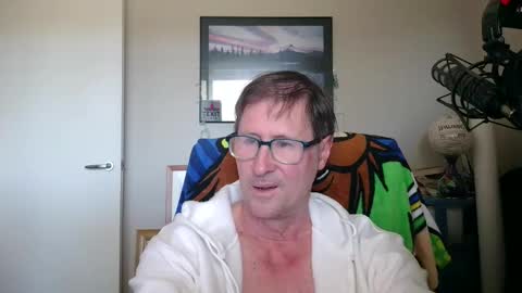 Snapshot of gatsby2025 chatting on September 27, 3:00 am gatsby2025 online show from September 27, 3:00 am